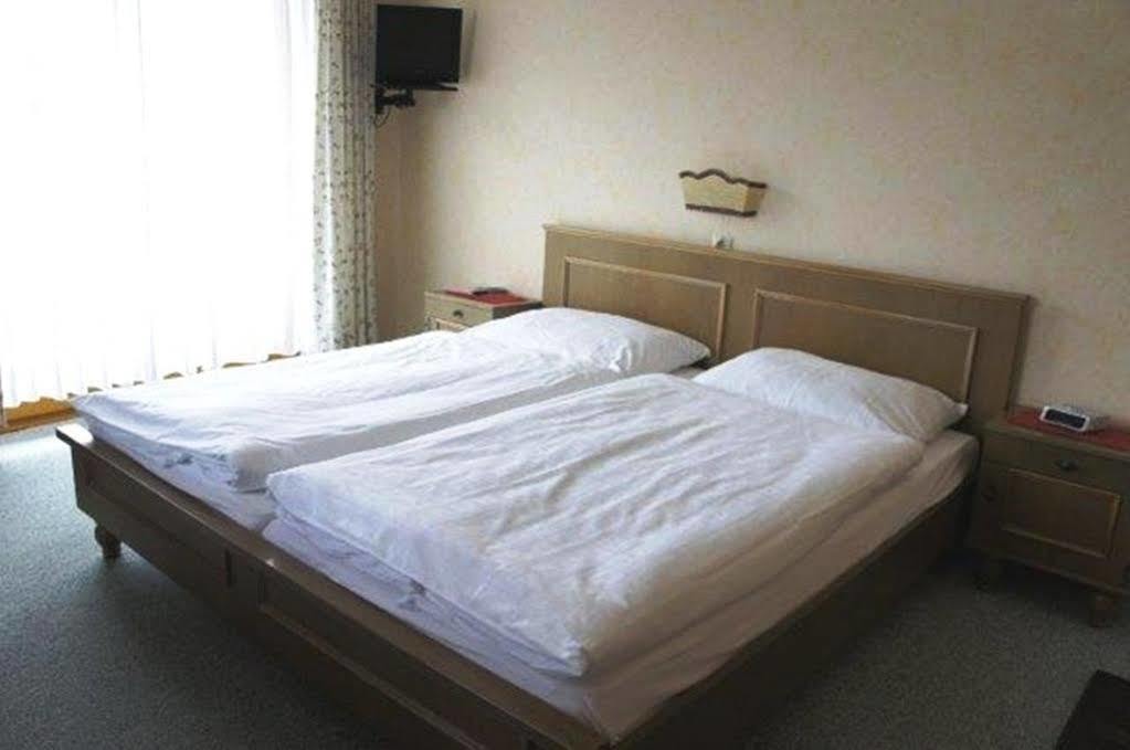 Privatzimmer Eva Leitgeb Bed & Breakfast Faistenau Luaran gambar
